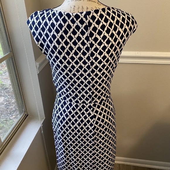 Lauren Ralph Lauren Black and White print Dress size 8 - Picture 4 of 12